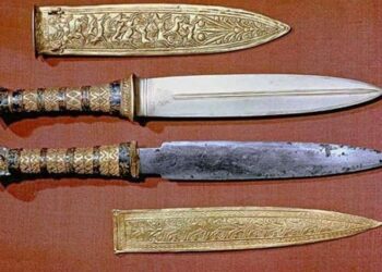 The Mysterious Origins of King Tutankhamen’s Space Rock Dagger Just Got Clearer