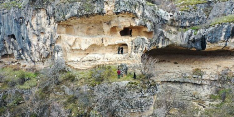 Archeologists Have Discovered Roman Ruins Dating Back 1,800 Years In A Region In Eastern Turkey
