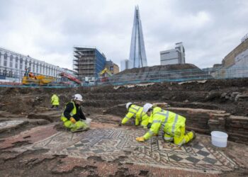 This 2,000-Year-Old Roman Mosaic Was Just Unearthed In Central London