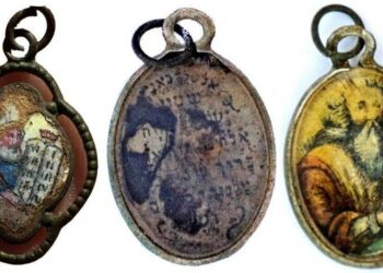 Archaeologists Just Found Three Jewish Prayer Pendants In The Ruins Of A Nazi Death Camp In Poland