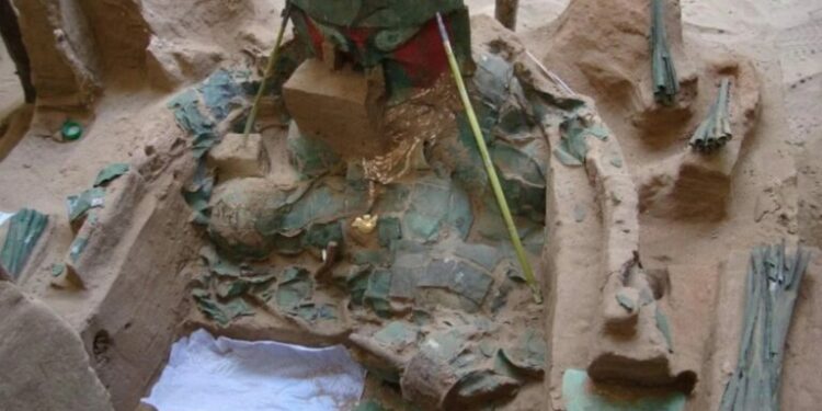 The 1,000-Year-Old Surgical Kit Found In Sican Tomb, Peru
