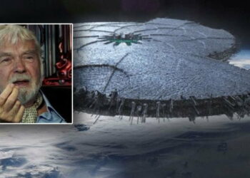 Ex-military releases NASA video showing a 3,200 km long spacecraft of unknown origin (Video)