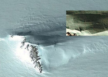 The Melting Snow On Antarctica Uncovers A Long-Lost Underground City Built By A Highly Evolved Culture