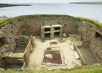 Scottish Farmer Discovers 5,000-Year-Old Lost City