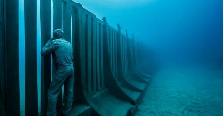 A ‘Supermassive Wall’ Beneath The Earth’s Ocean Encircles The Whole Planet, According To A Mysterious Video (Video)