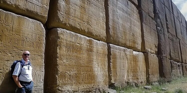 Massive Primitive Mega Structure That CAN NOT Be Explained