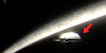 US Army Secretly Released Footage of 3,000-Mile-Long UFO near Saturn
