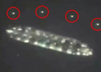 3I/ATLAS Update: “We Just Found A SWARM of Objects Behind 3I/ATLAS