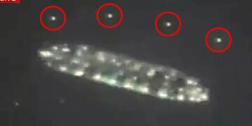 3I/ATLAS Update: “We Just Found A SWARM of Objects Behind 3I/ATLAS