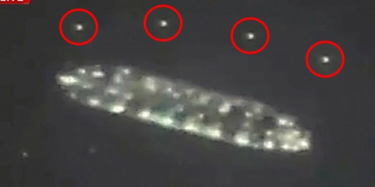 3I/ATLAS Update: “We Just Found A SWARM of Objects Behind 3I/ATLAS