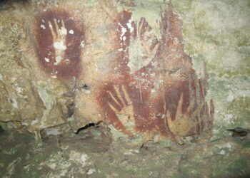 Rock art from at least 67,800 years ago in Sulawesi