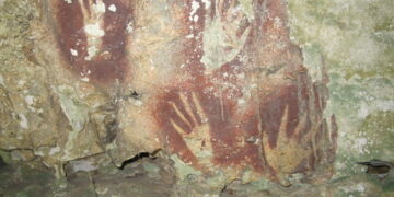 Rock art from at least 67,800 years ago in Sulawesi